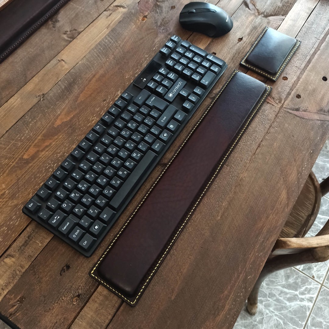 ergon-keyboard-arm-support-brown-leather-white-thread-1