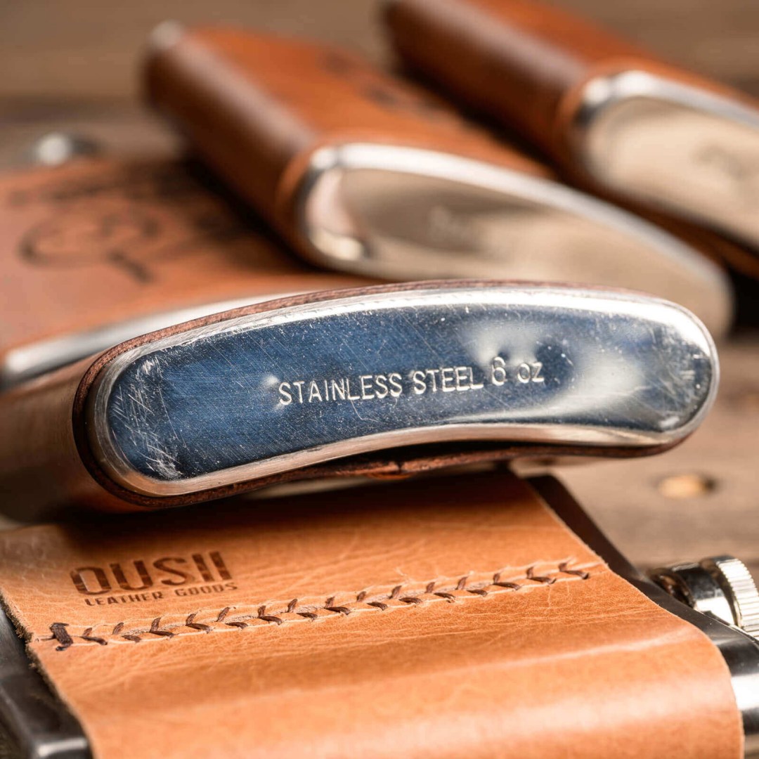 Φλασκί ανοξείδωτο 6oz με επένδυση από δέρμα και χάραξη Number ONE DAD